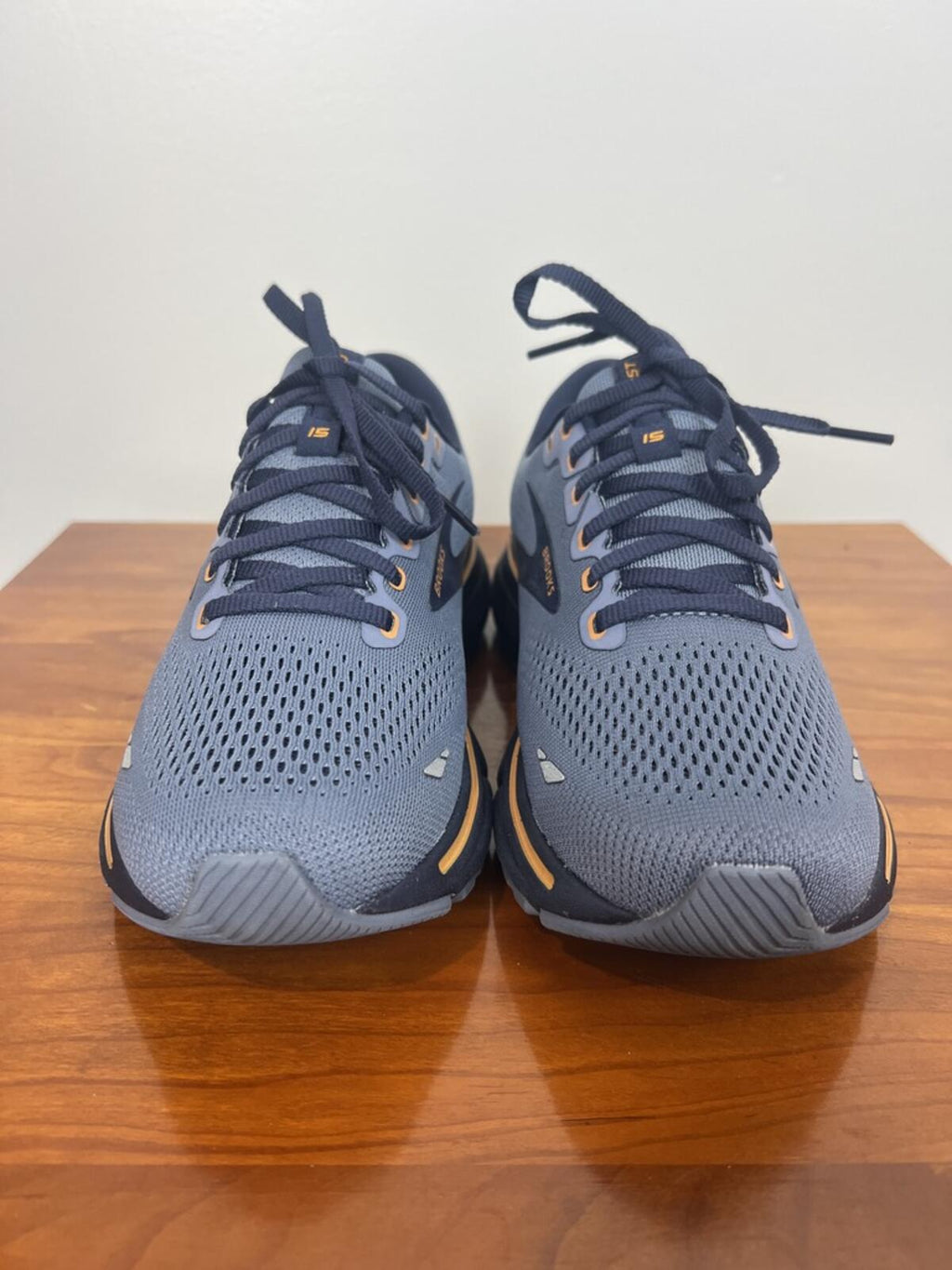 Brooks Ghost 15 Running Shoes Mens 7 Gray Blue Orange NWOT Try On Only