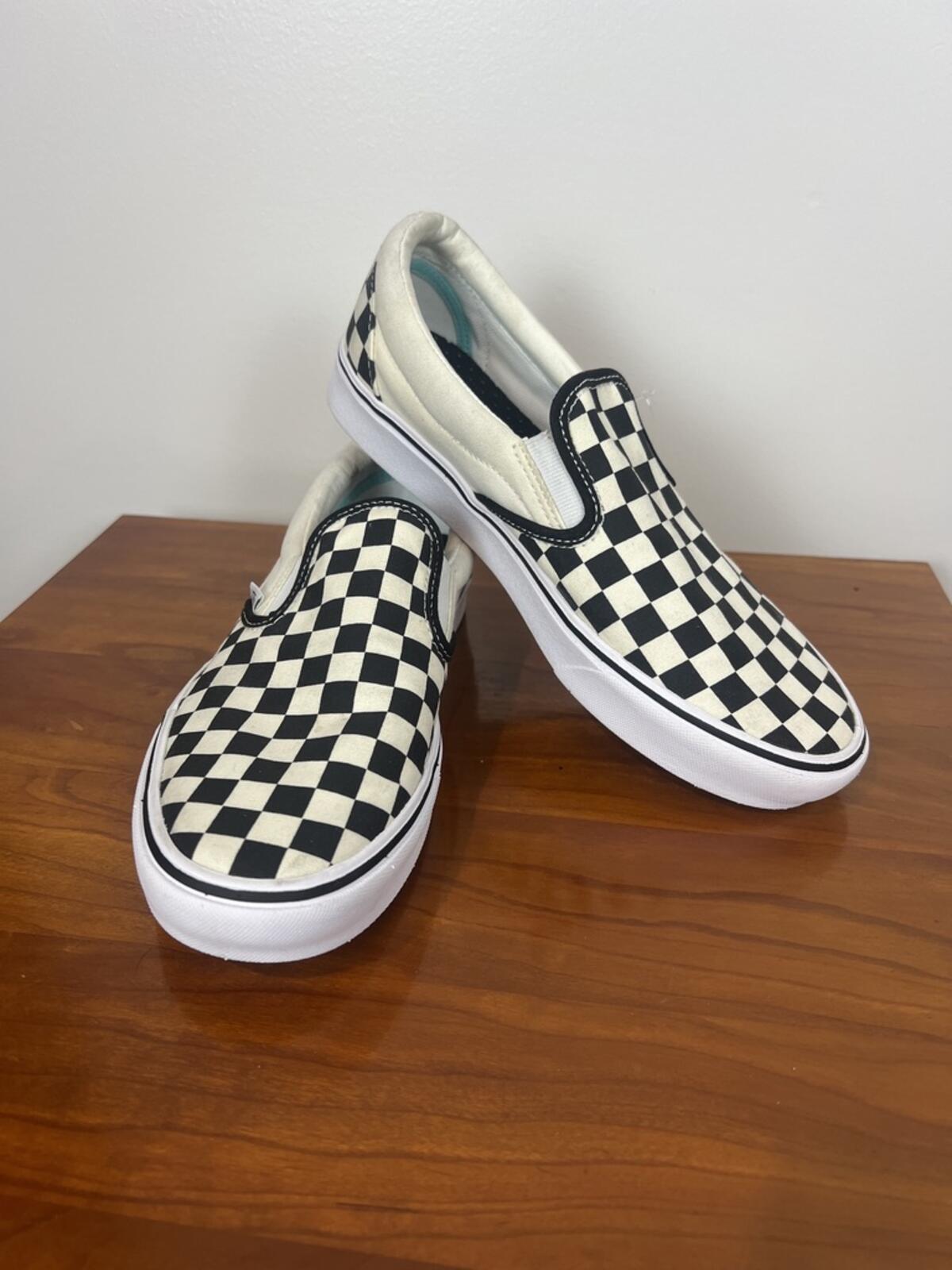 Vans Classic Slip-On Checkerboard Black White Sneakers Mens 8 / Womens 9.5