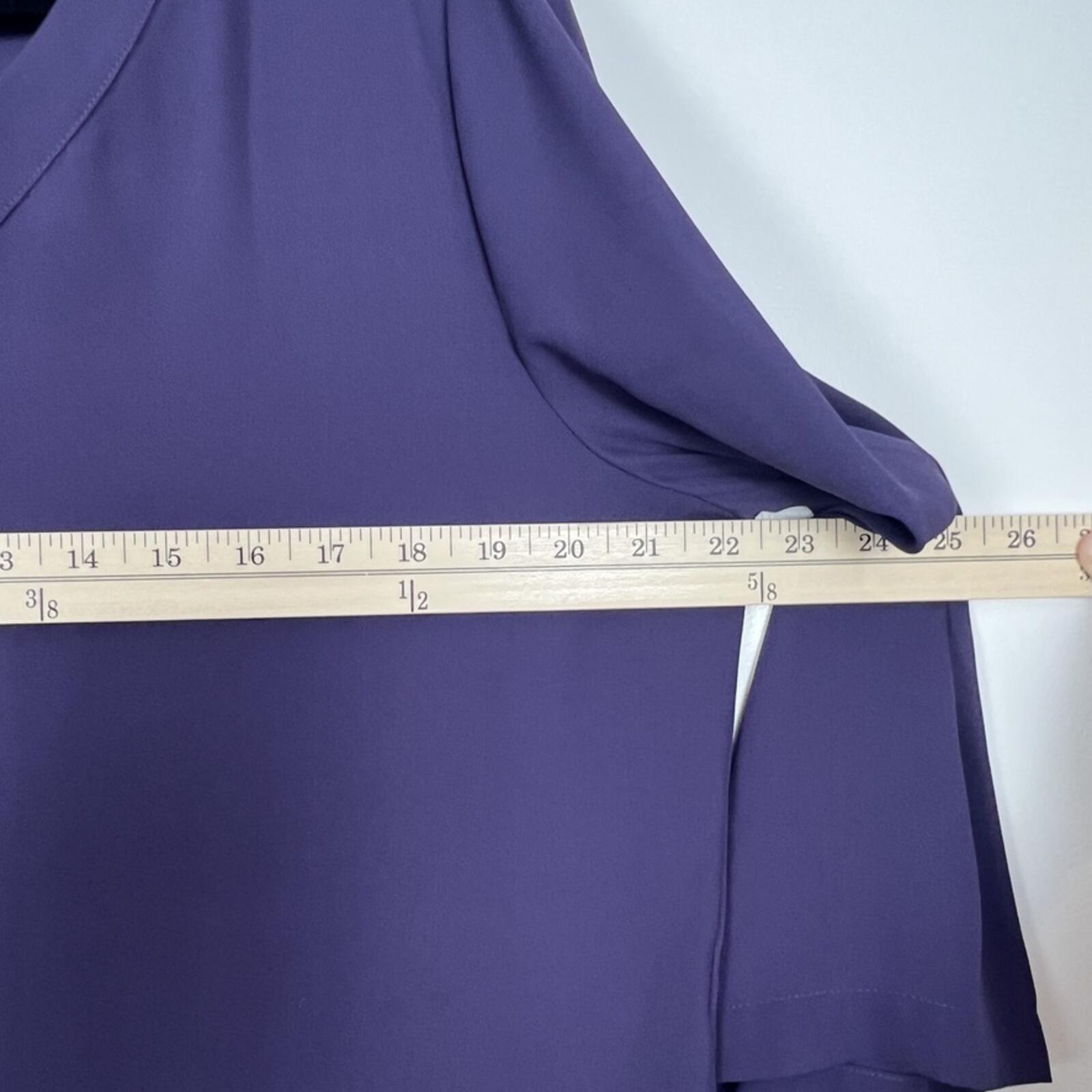 Van Heusen Blouse L Purple 3/4 Sleeve V Neck Button Career Top NWT