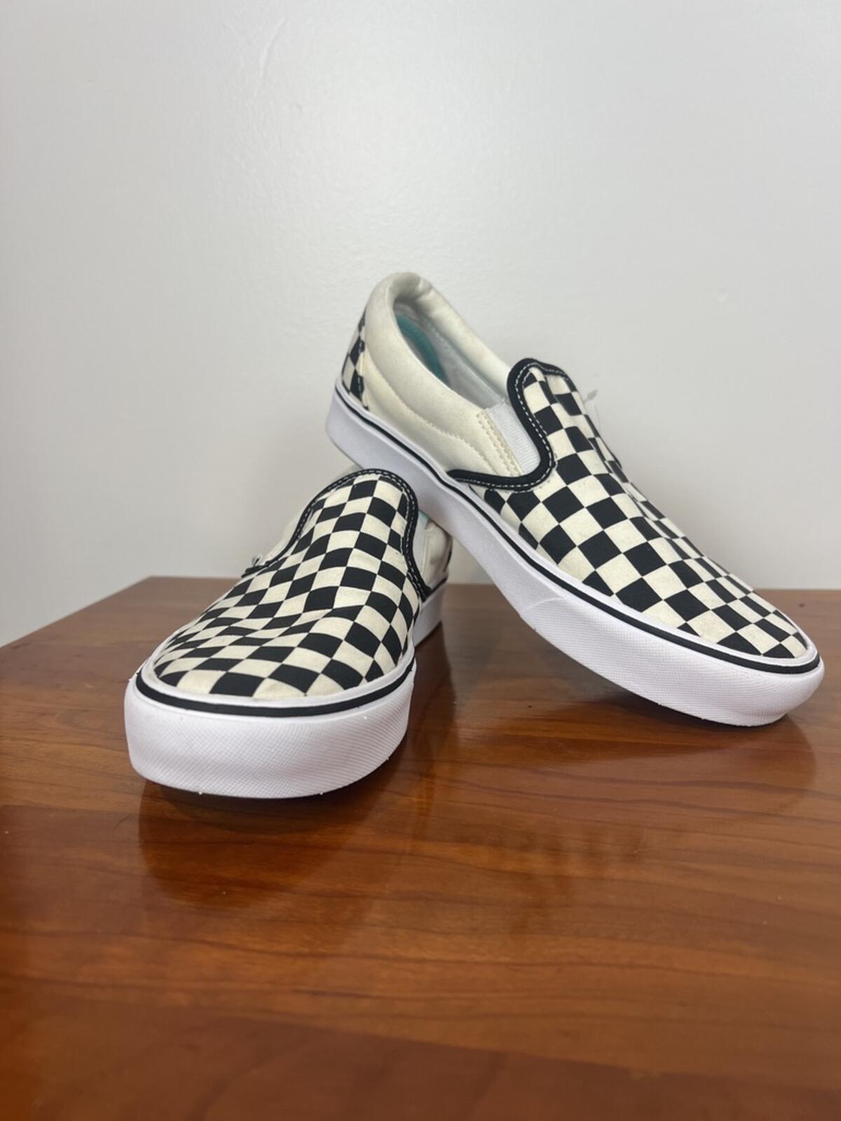Vans Classic Slip-On Checkerboard Black White Sneakers Mens 8 / Womens 9.5