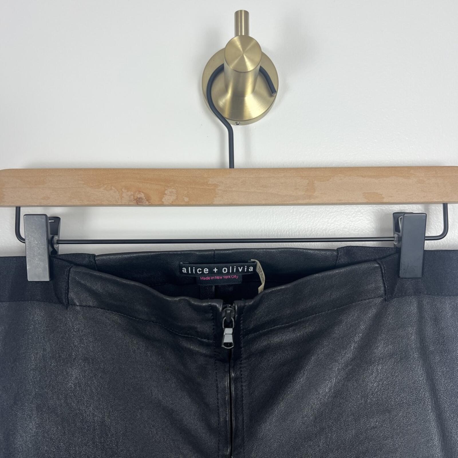 Alice + Olivia Black Leather Skinny Pants Womens 12 High Rise Zip USA