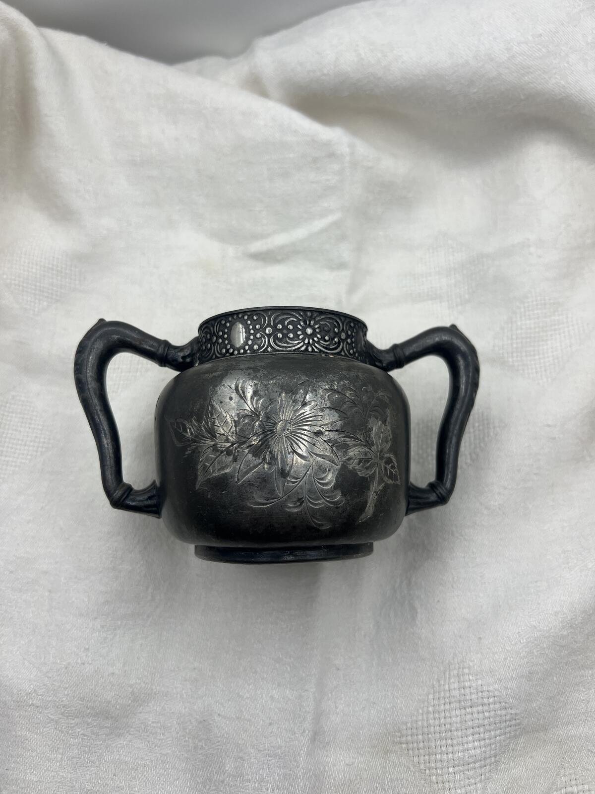 Antique Colonial Quadruple Silver Plate Company Sugar Bowl - Hand Engraved