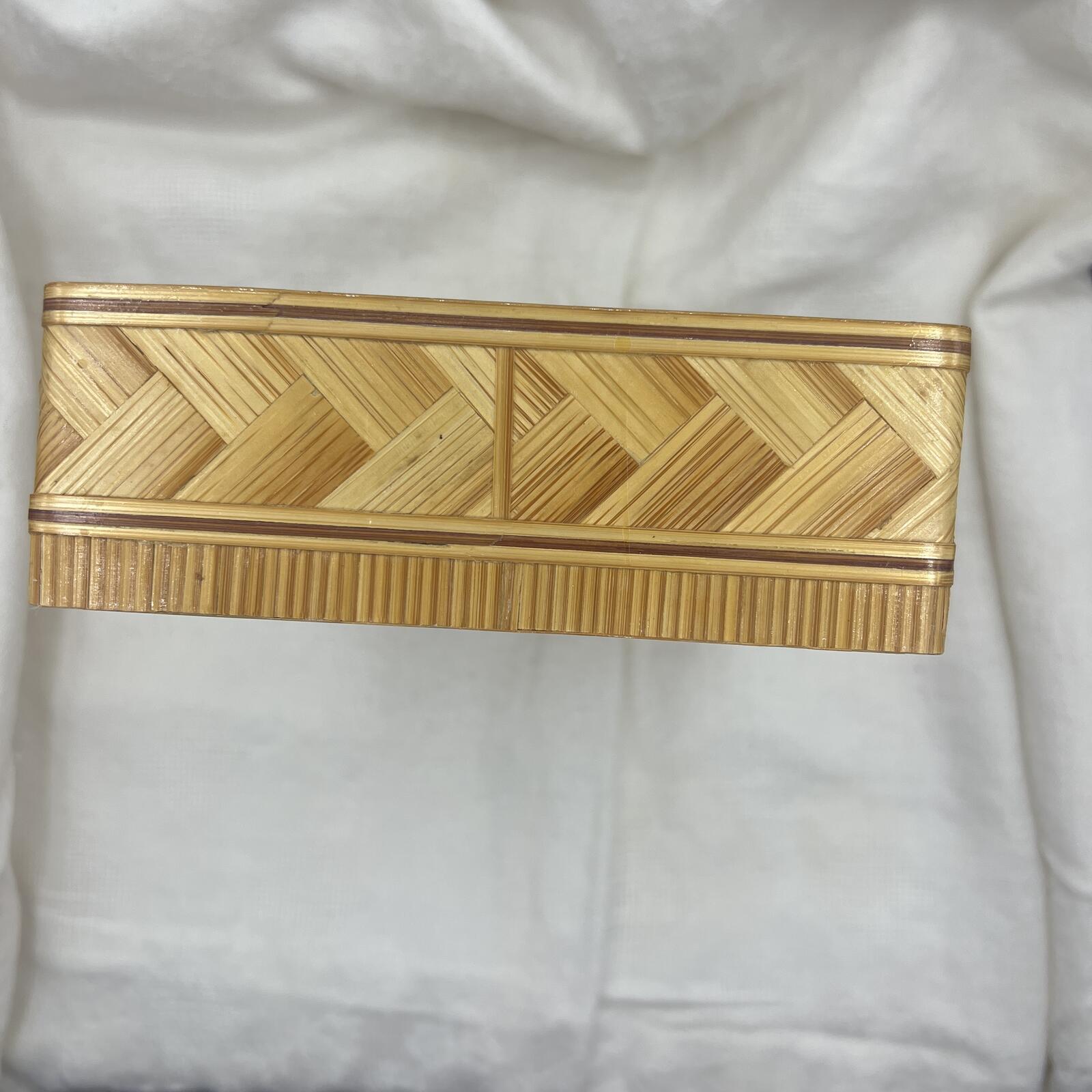 Vintage Woven Bamboo Catchall Tray / Boho Rattan Entryway Organizer