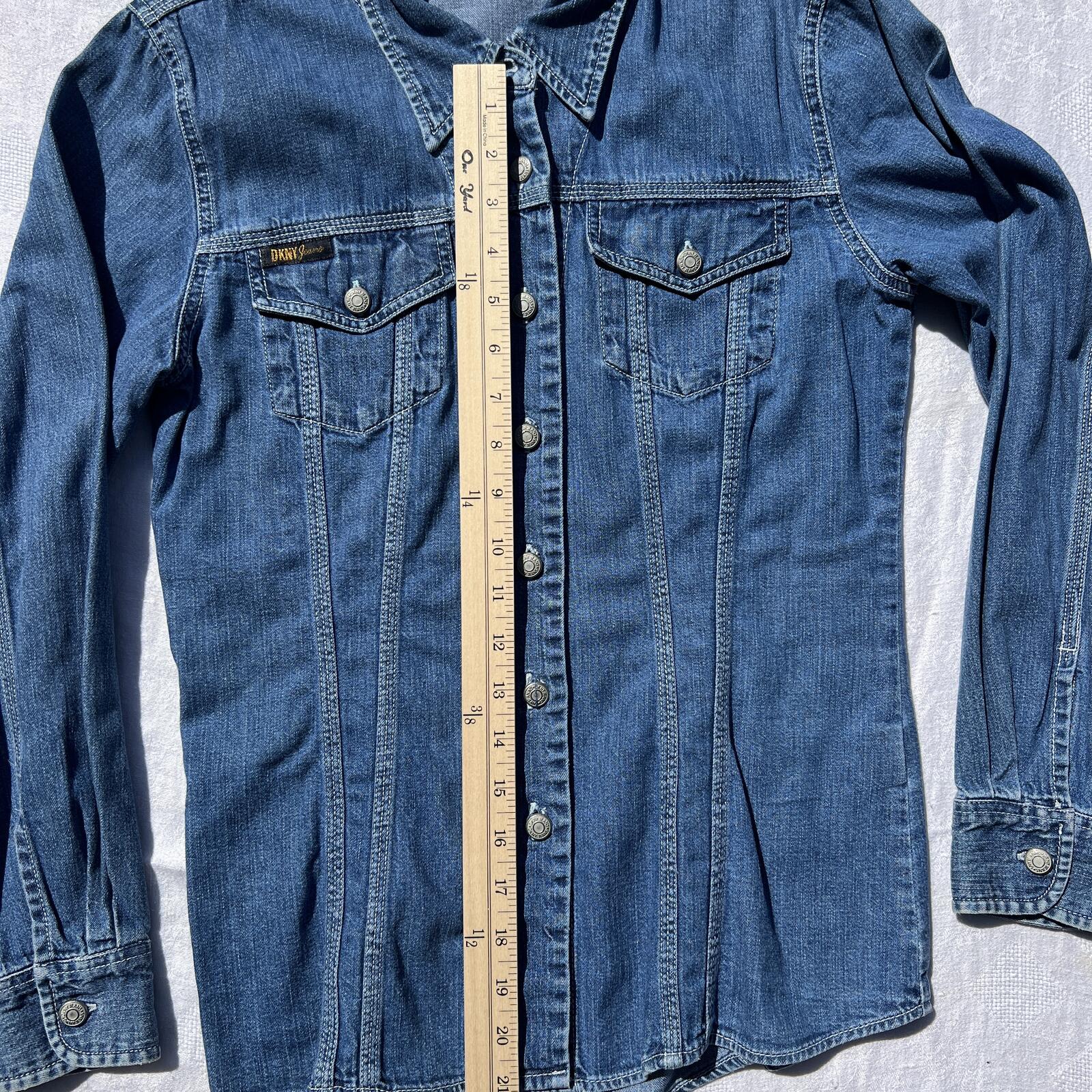 DKNY Jeans Petite Denim Button Front Shirt Jacket/Shacket Women’s P8 Medium Wash