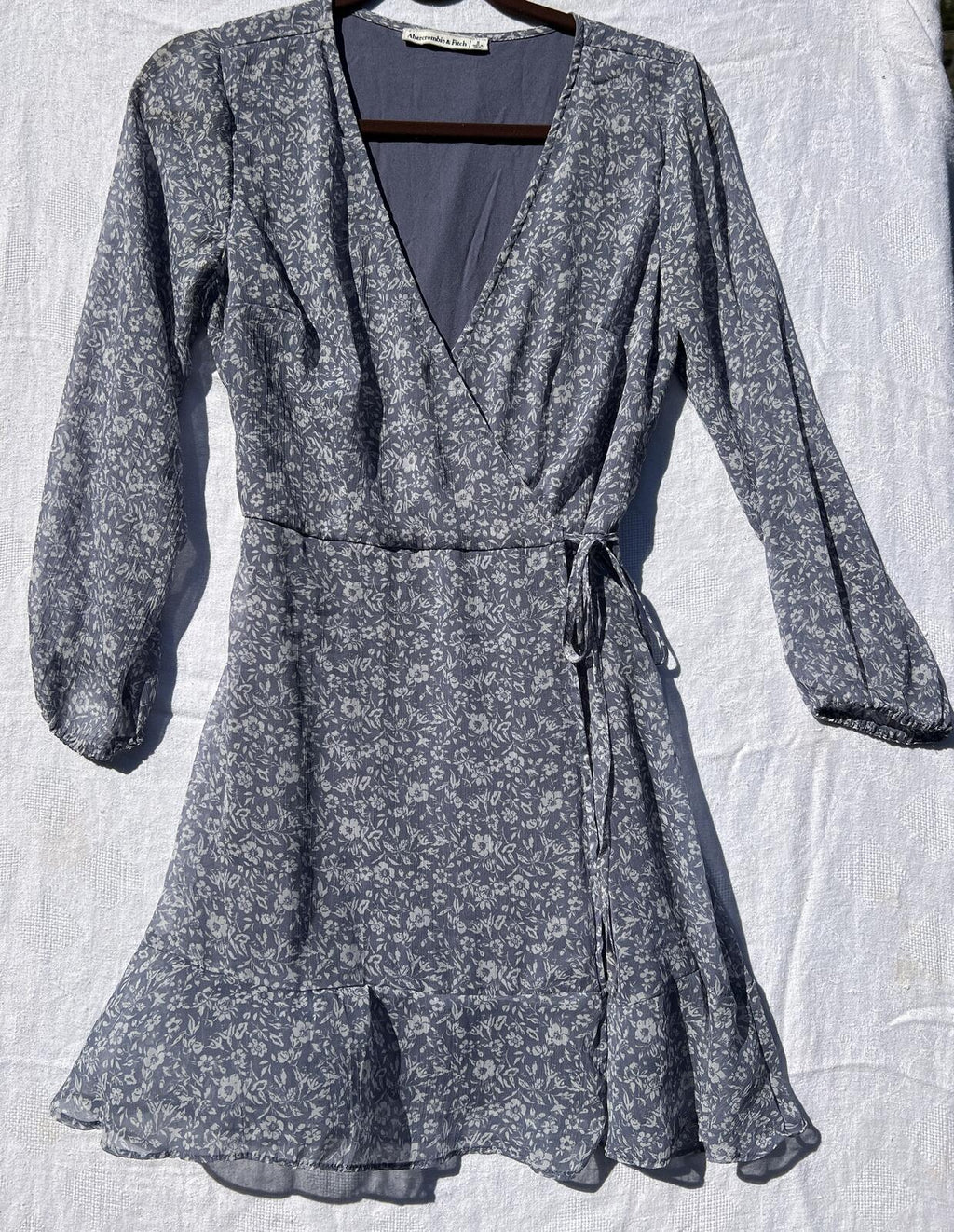Abercrombie & Fitch Blue Floral Wrap Mini Dress Long Sleeve Ruffle Hem Sz: Small