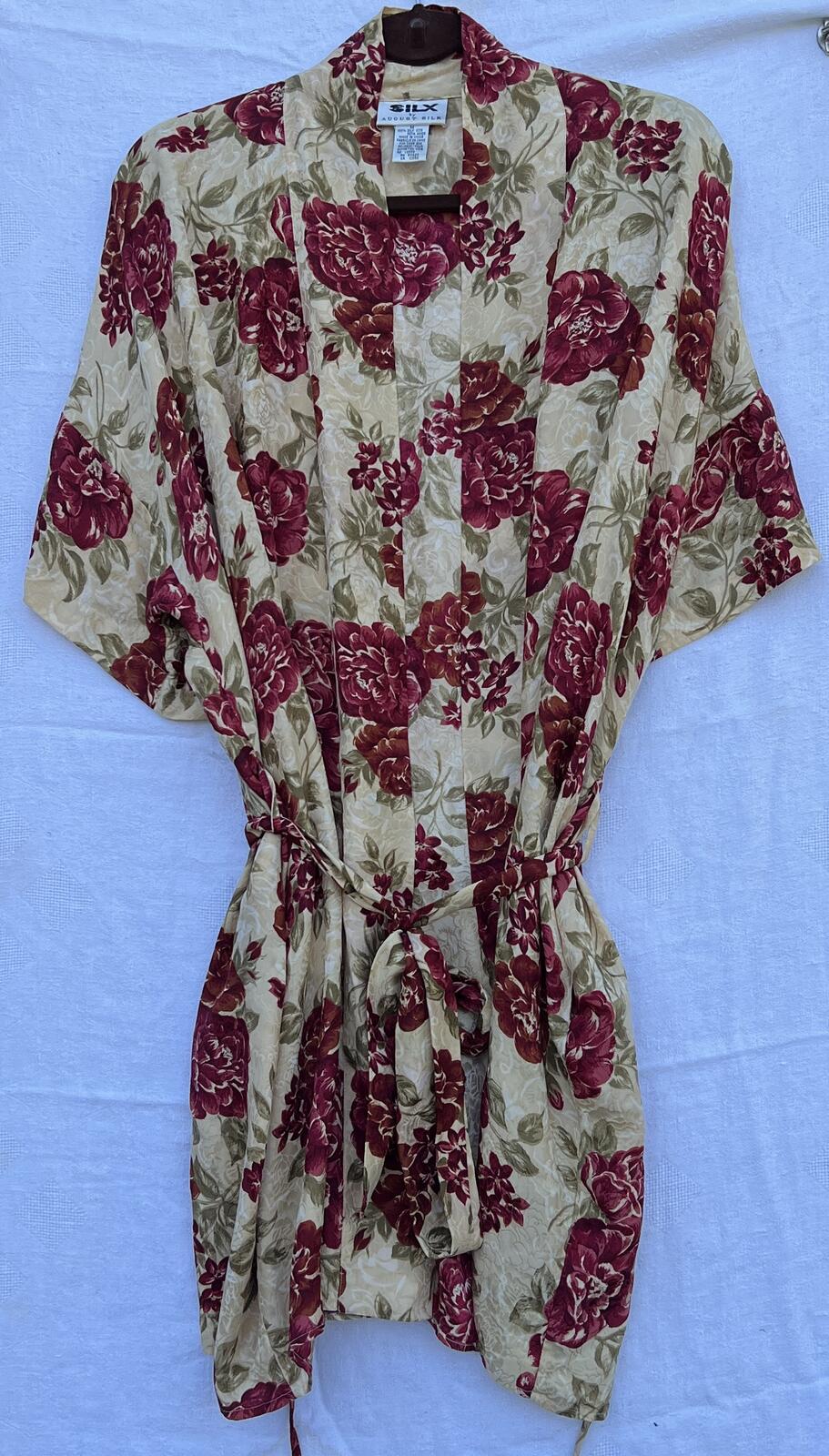 Vintage SILX by August Silk 100% Silk Floral Kimono Robe Cover-Up Medium