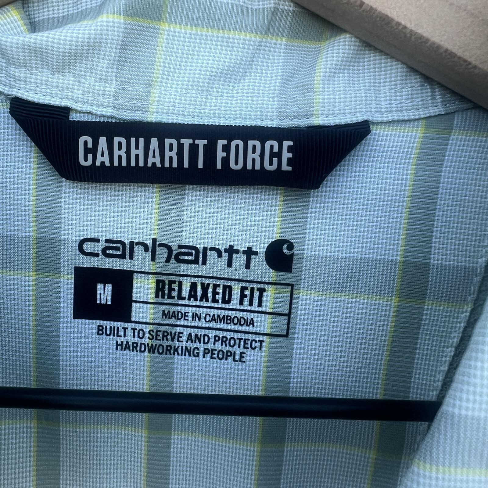 Carhartt Force Men’s Plaid Short Sleeve Button Down Shirt Size M Relaxed Fit