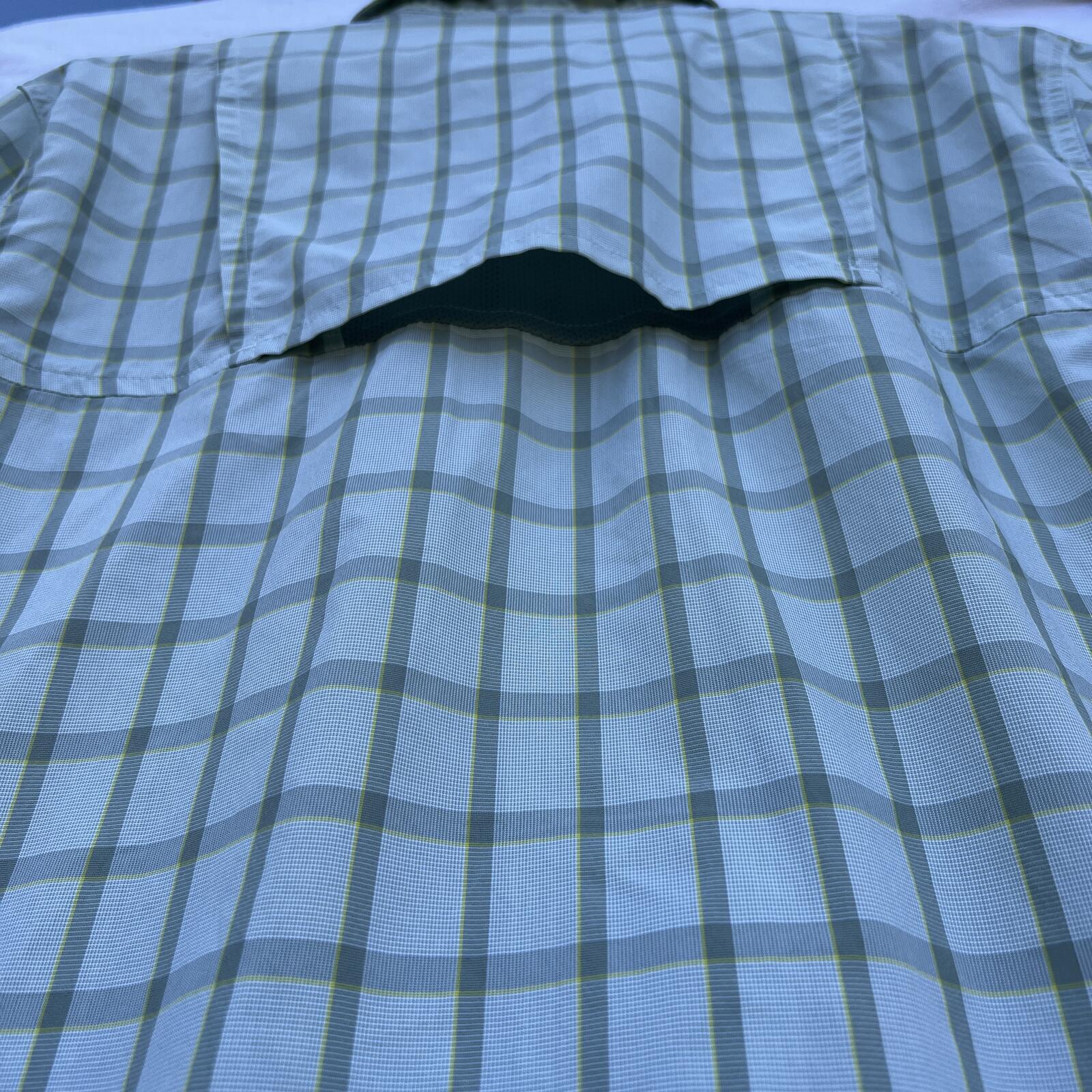 Carhartt Force Men’s Plaid Short Sleeve Button Down Shirt Size M Relaxed Fit