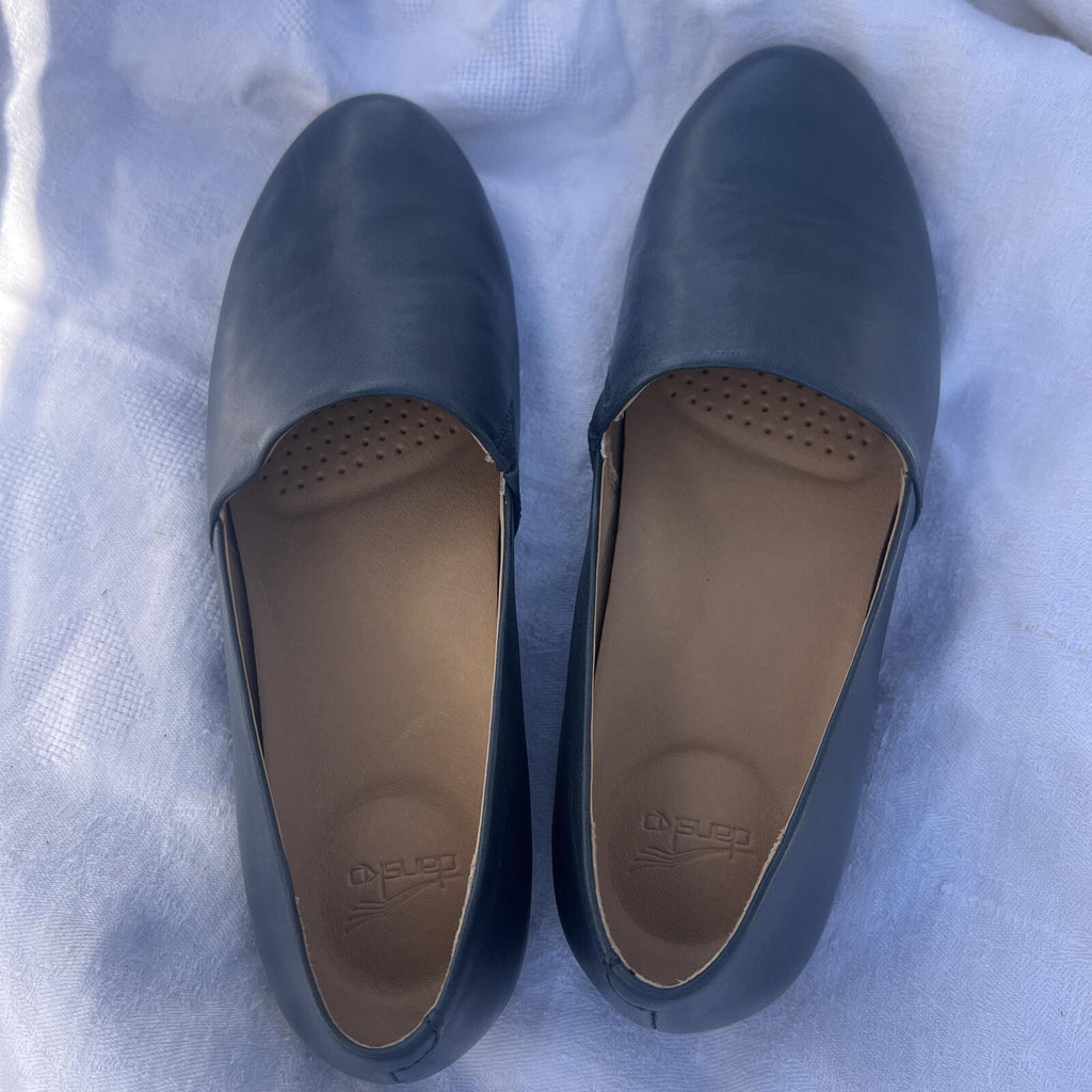 Dansko Leather Slip On Loafers Womens 41 Blue Comfort Flats NWOT