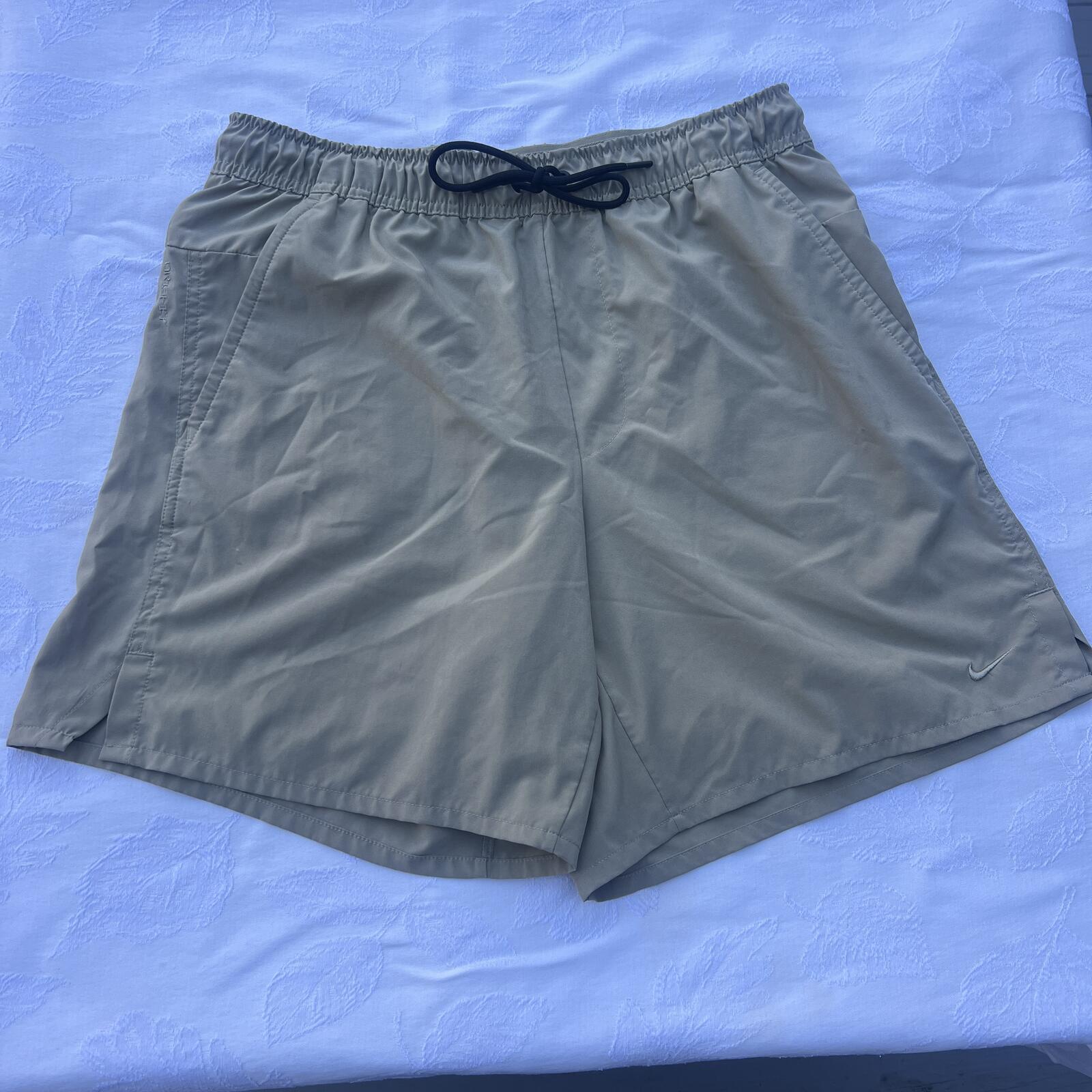 Nike Dri-FIT Running Shorts Mens Large Tan Athletic Gym Workout Lined