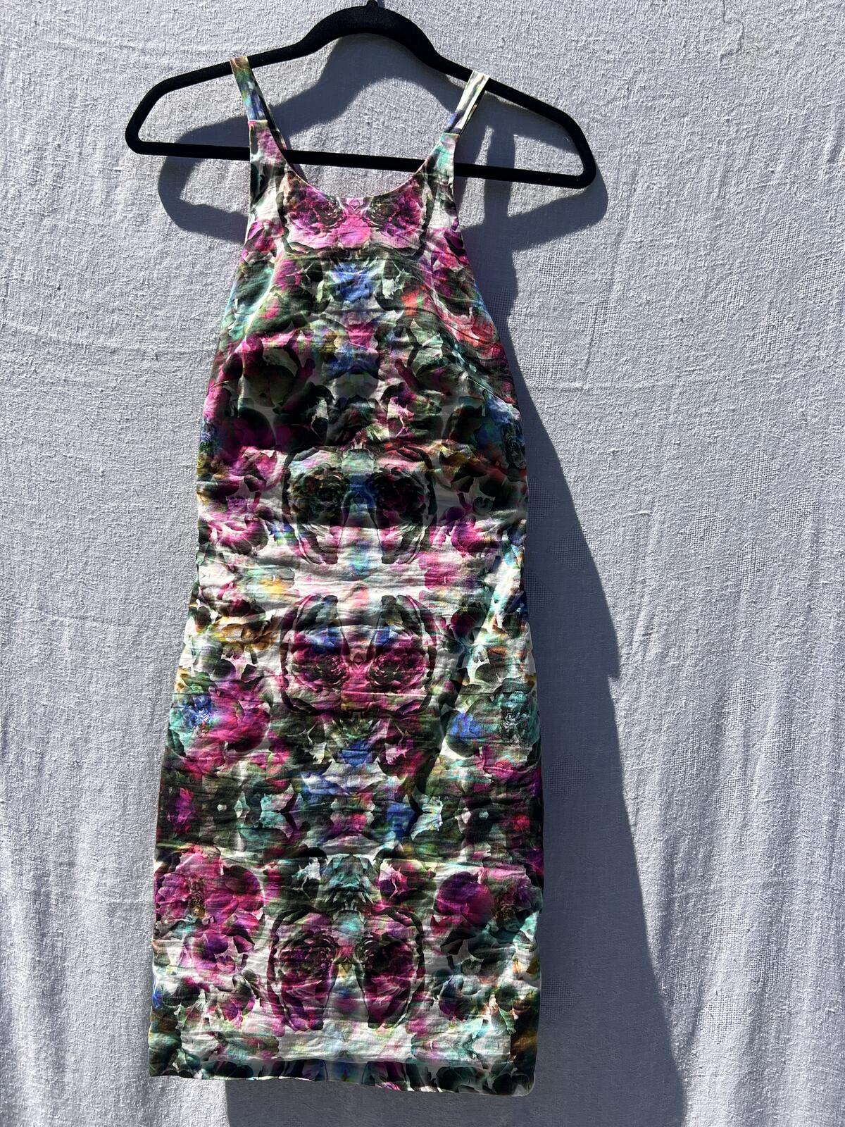 Nicole Miller Krista Sheath Dress Floral Pink Lined Strappy Size 2 Chic