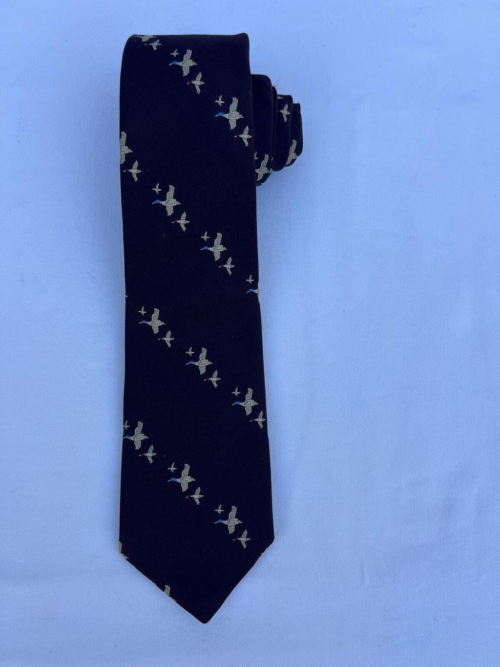 Vintage Country Clubs Duck Tie Brown Novelty Birds Hunting Necktie