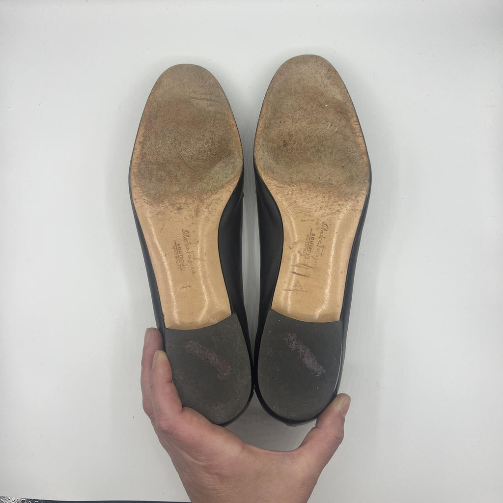 Vintage Ferragamo Black Leather Loafers Gold Gancini Italy Size 8 2A