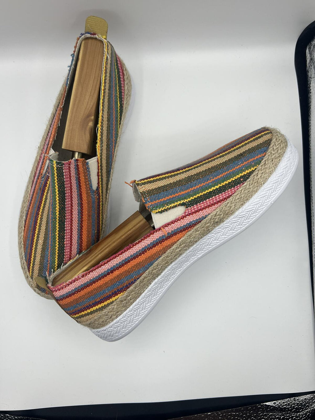Colorful Striped Espadrille Slip On Shoes Lightweight Woven Boho Size 39