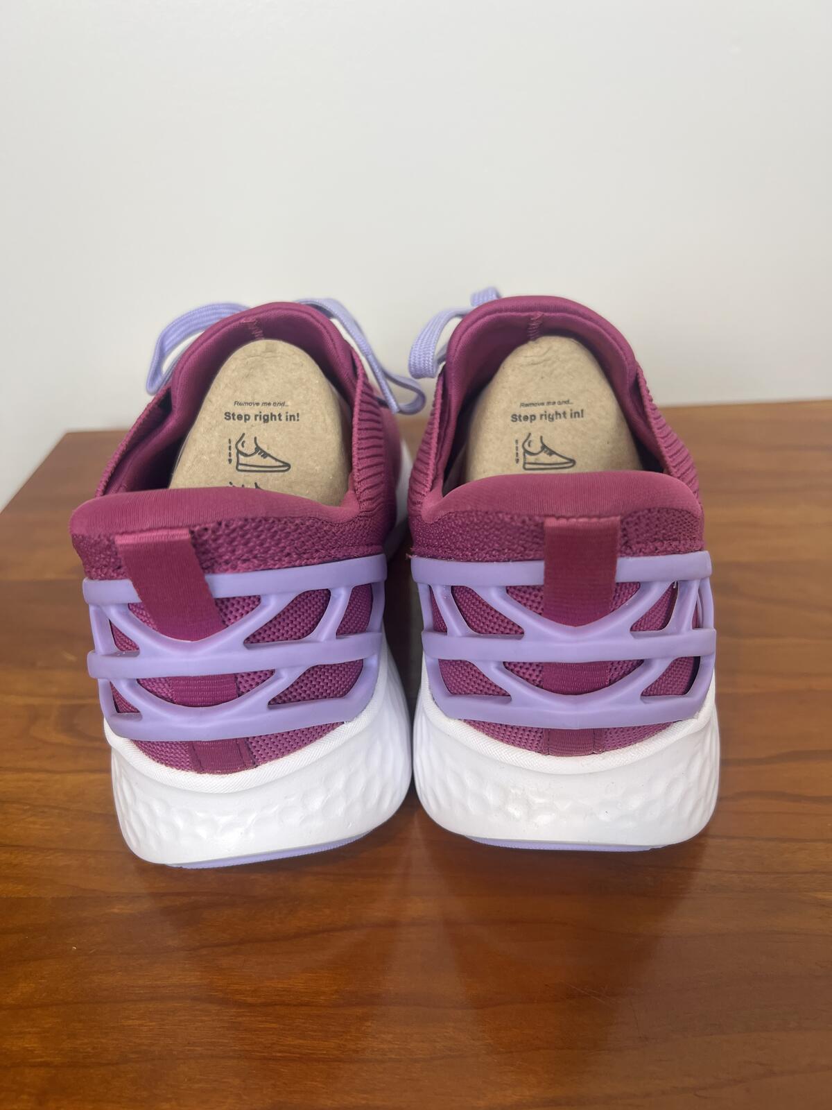 NWT Kizik Athens Hands Free Sneakers Fuchsia Wide Womens 9.5 Mens 8