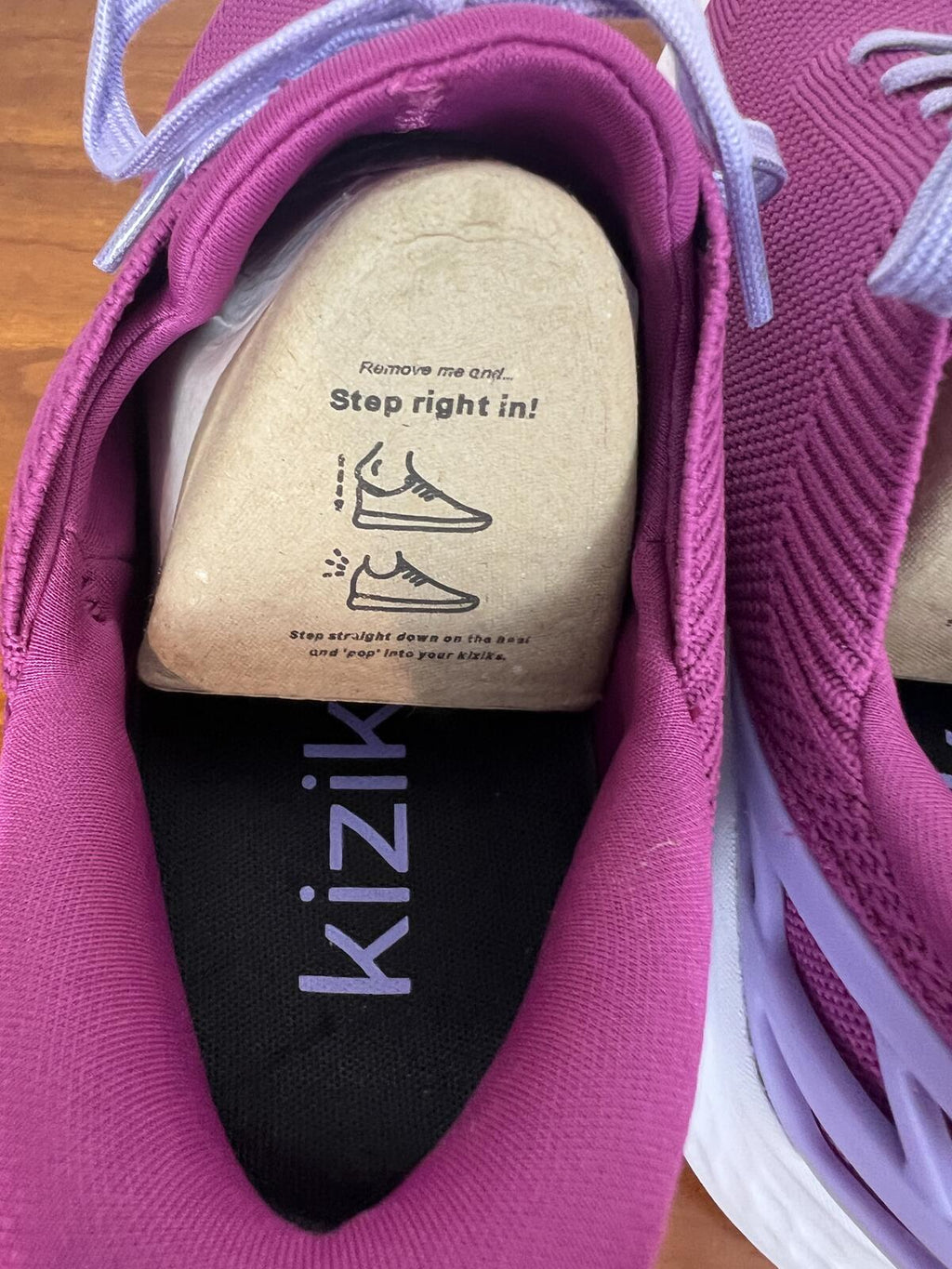 NWT Kizik Athens Hands Free Sneakers Fuchsia Wide Womens 9.5 Mens 8