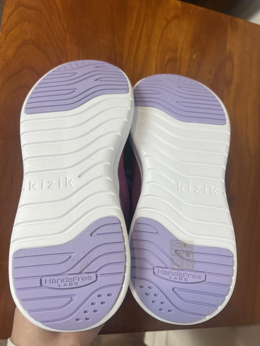 NWT Kizik Athens Hands Free Sneakers Fuchsia Wide Womens 9.5 Mens 8