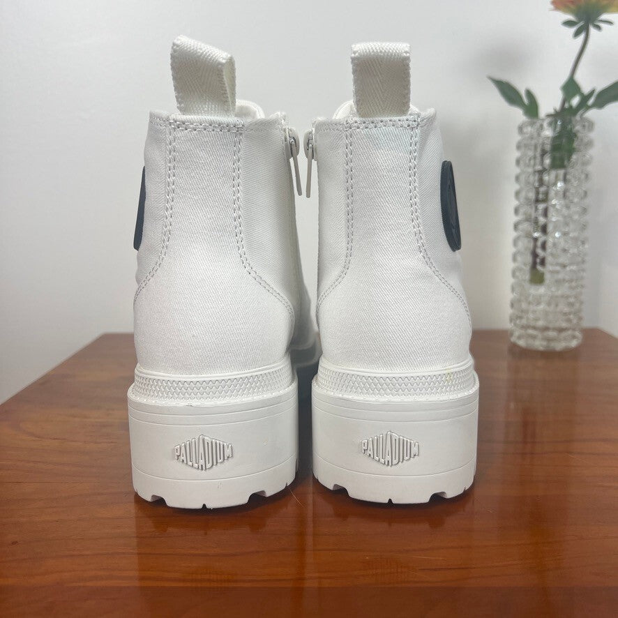 Palladium Pallabase Twill Boots White Womens Size 7 Lug Sole NWT