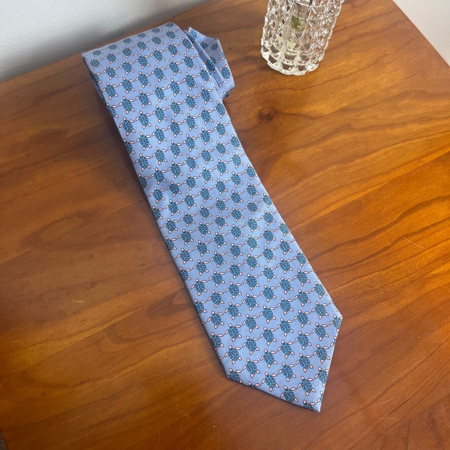 Vineyard Vines Silk Tie Blue Turtle Print Handmade USA Mens Classic