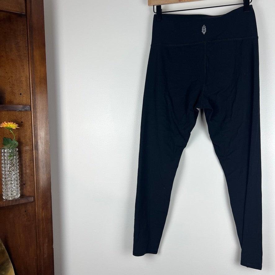 Free People Movement Black High Rise 7/8 Leggings Women's Medium NWOT