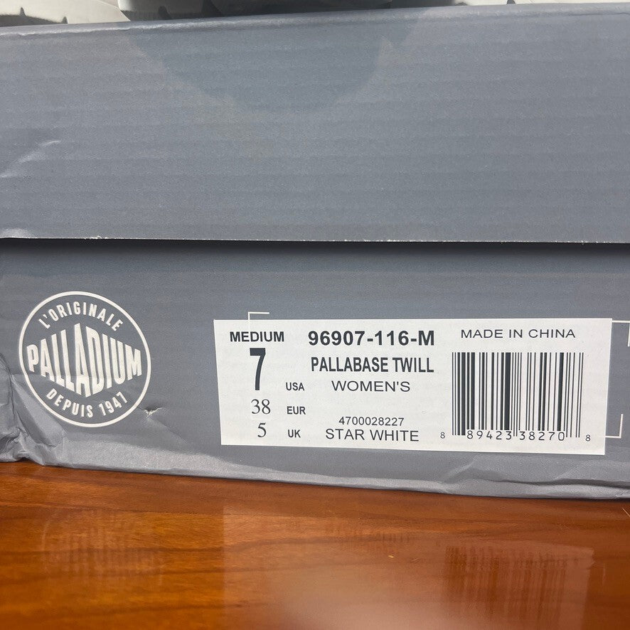 Palladium Pallabase Twill Boots White Womens Size 7 Lug Sole NWT