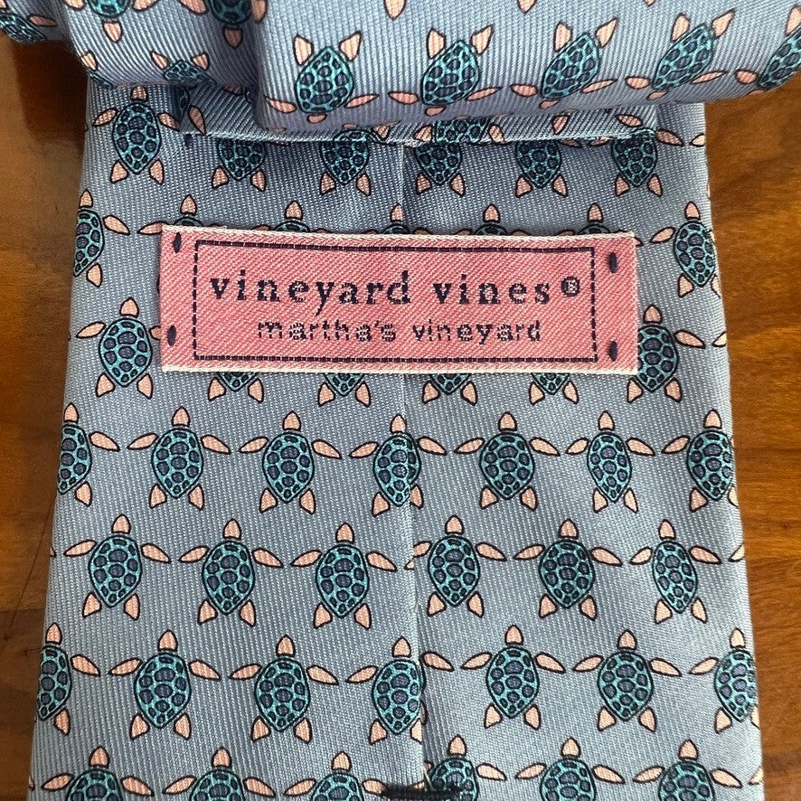Vineyard Vines Silk Tie Blue Turtle Print Handmade USA Mens Classic