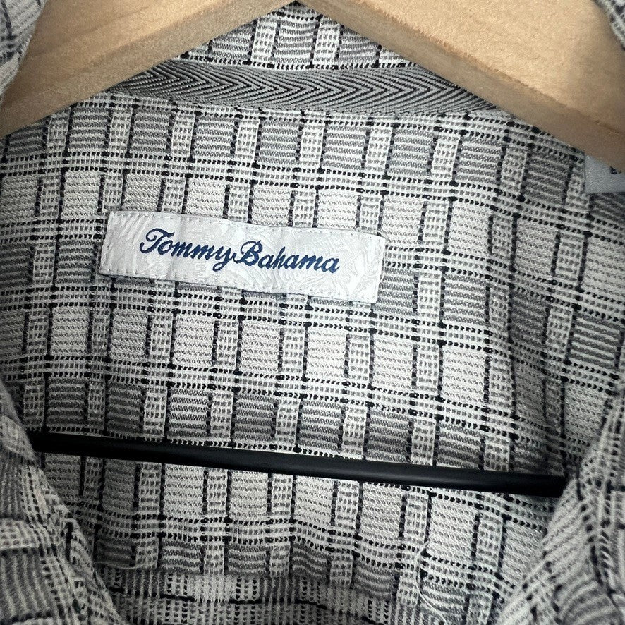 Tommy Bahama 100% Silk Gray Plaid Camp Shirt Button Front Men's Small