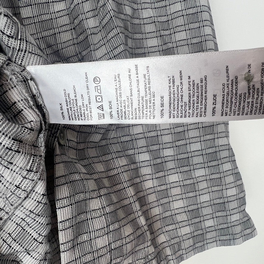 Tommy Bahama 100% Silk Gray Plaid Camp Shirt Button Front Men's Small