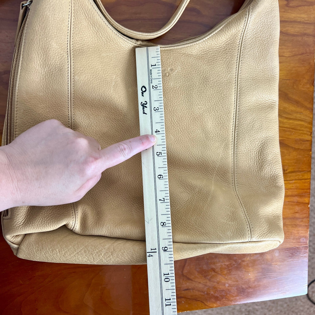 Tignanello Tan Pebbled Leather Hobo Shoulder Bag Large Zip Pocket Purse