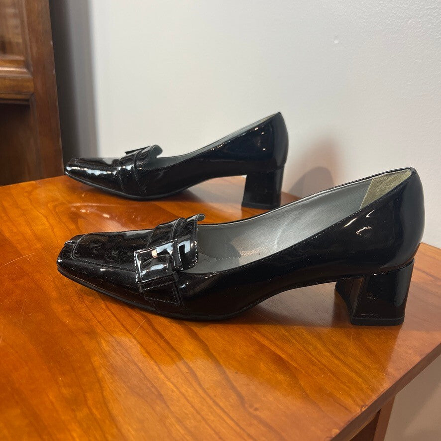 Vintage BCBG Paris Black Patent Leather Loafer Pumps Buckle Heels Size 8