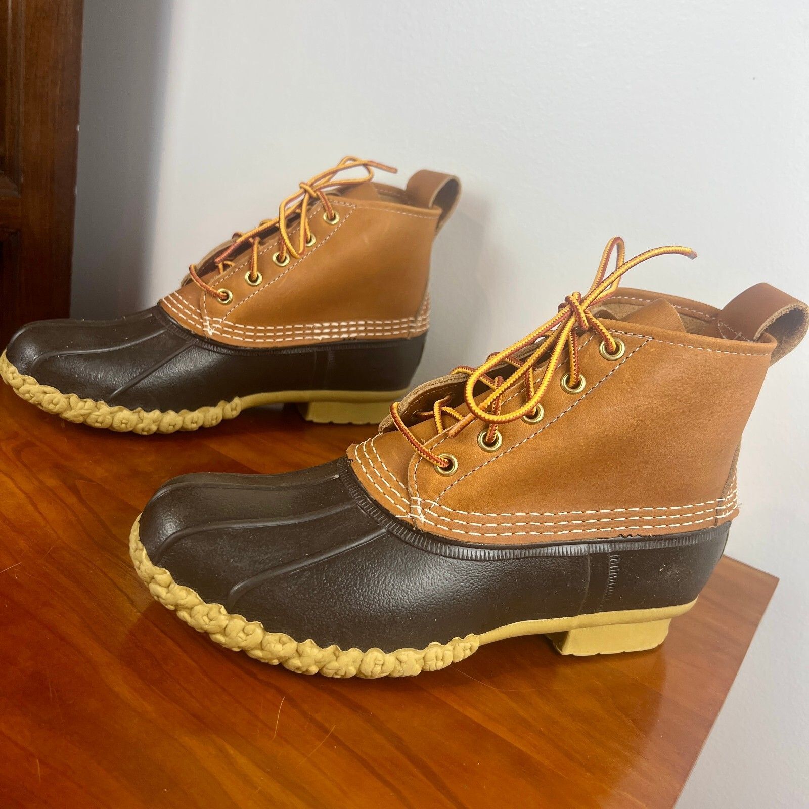 L.L.Bean Women's 6" Bean Boots Tan Brown Leather Duck Boots Size 8 M NWT